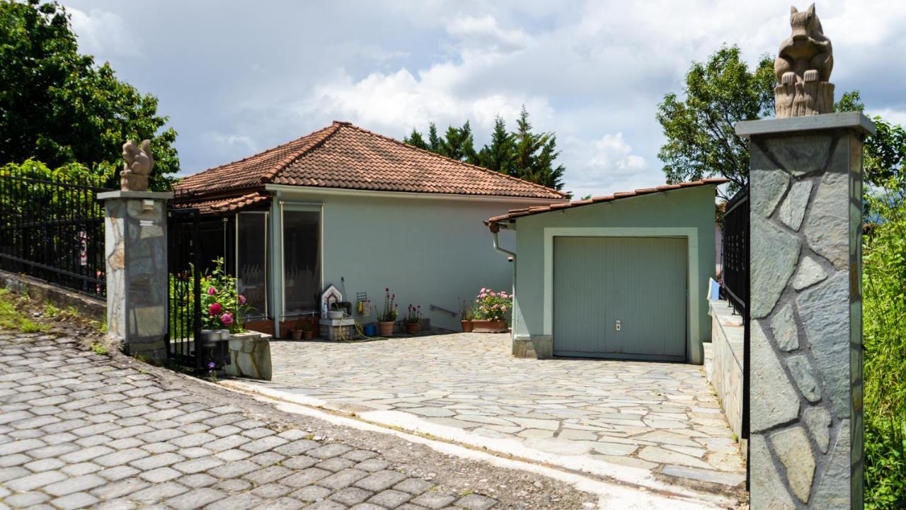 Ferienwohnung Fani'S House Under Meteora Kastraki Exterior foto